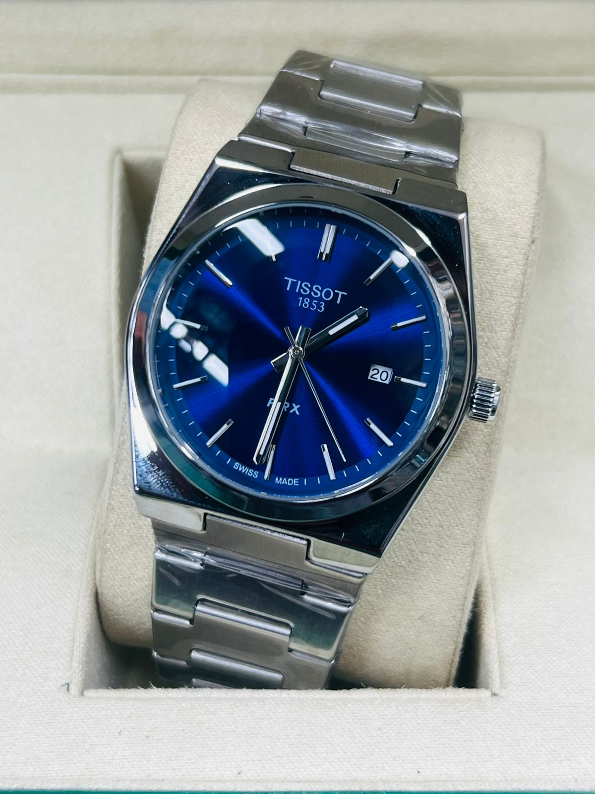 Titan Edge Watch
